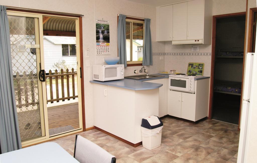Smugglers Cove Holiday Village Forster Szoba fotó